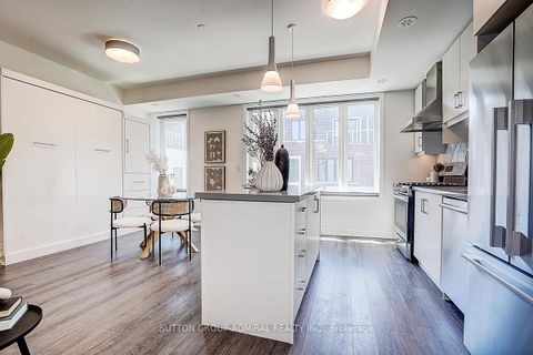 Photo 7 at 18 - 85 Eastwood Park Gardens, Long Branch, Toronto