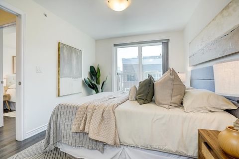Photo 17 at 18 - 85 Eastwood Park Gardens, Long Branch, Toronto