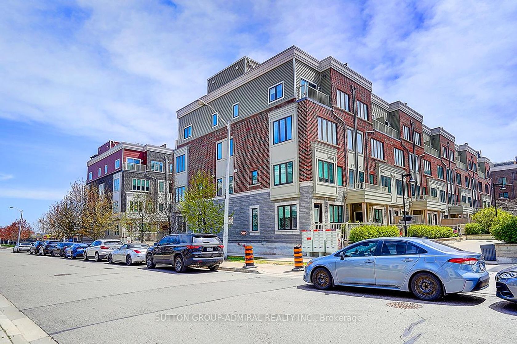 18 - 85 Eastwood Park Gardens, Long Branch, Toronto photo number 2