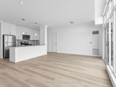 Photo 11 at 1705 - 840 QUEENS PLATE Drive, Clairville, Toronto