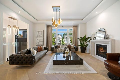 Photo 3 at 207 Ellerslie Avenue, Willowdale West, Toronto