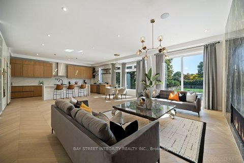 Photo 8 at 207 Ellerslie Avenue, Willowdale West, Toronto