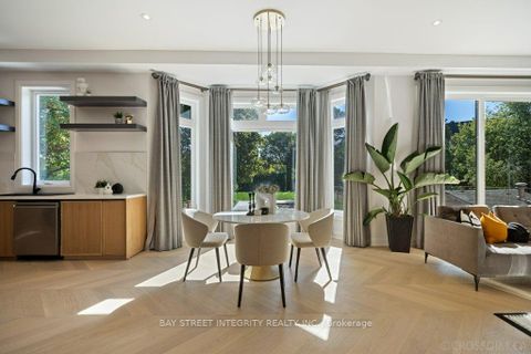 Photo 9 at 207 Ellerslie Avenue, Willowdale West, Toronto