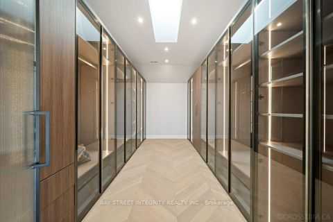 Photo 16 at 207 Ellerslie Avenue, Willowdale West, Toronto