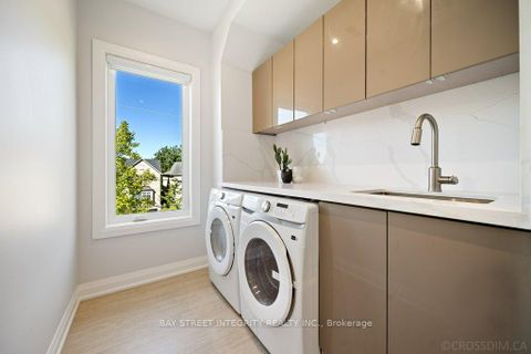 Photo 21 at 207 Ellerslie Avenue, Willowdale West, Toronto