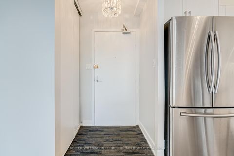 Photo 1 at 1417 - 10 Edgecliff Golfway, Flemingdon Park, Toronto