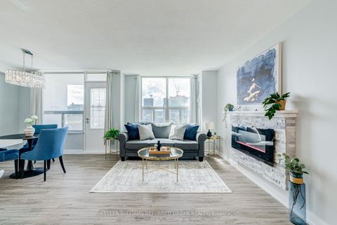 Photo 13 at 1417 - 10 Edgecliff Golfway, Flemingdon Park, Toronto