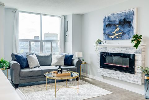 Photo 14 at 1417 - 10 Edgecliff Golfway, Flemingdon Park, Toronto