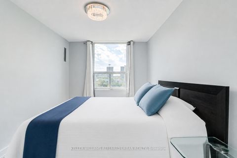 Photo 20 at 1417 - 10 Edgecliff Golfway, Flemingdon Park, Toronto