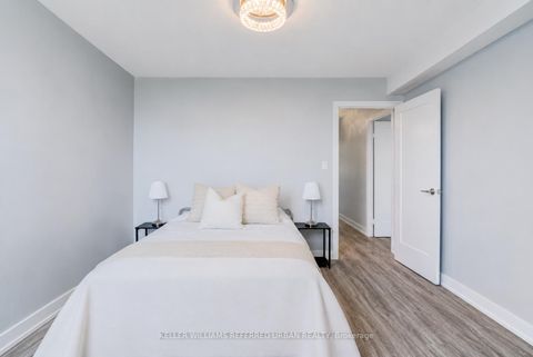 Photo 24 at 1417 - 10 Edgecliff Golfway, Flemingdon Park, Toronto