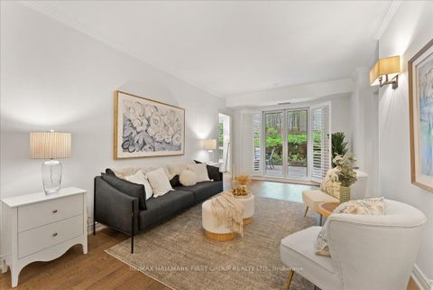 Photo 8 at 117 - 11 William Carson Crescent, Windfields, Toronto