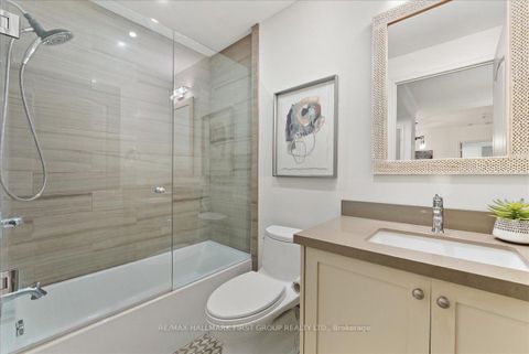 Photo 22 at 117 - 11 William Carson Crescent, Windfields, Toronto