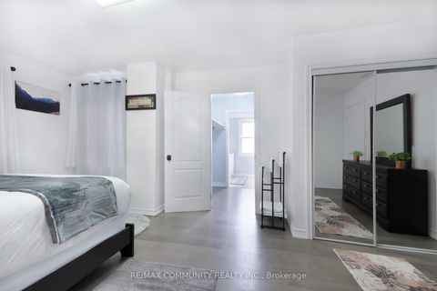 Photo 5 at 33 Windsor Avenue, Central, Ajax