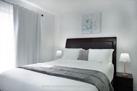 Photo 15 at 33 Windsor Avenue, Central, Ajax