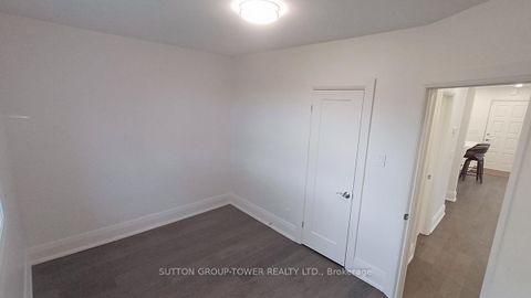 Photo 23 at 59 Dalbeattie Avenue, Pelmo Park W4, Toronto
