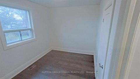 Photo 24 at 59 Dalbeattie Avenue, Pelmo Park W4, Toronto