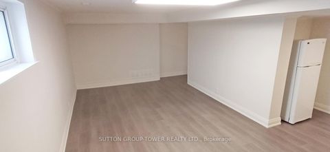 Photo 32 at 59 Dalbeattie Avenue, Pelmo Park W4, Toronto
