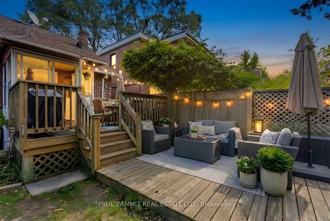 Photo 23 at 4 Binswood Avenue, East York, Toronto