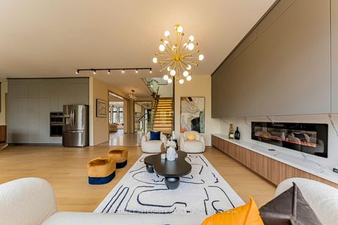 Photo 14 at 34 Wigan Crescent, Clanton Park, Toronto