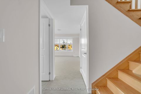 Photo 24 at 60 Lunay Drive, Rural Richmond Hill, Richmond Hill