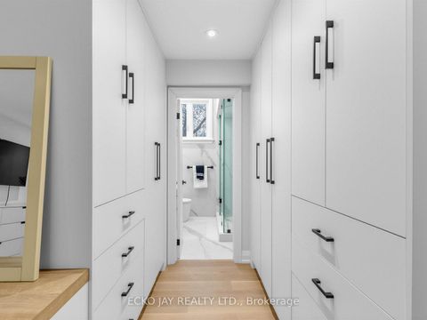 Photo 21 at 27 Silkwood Crescent, Henry Farm, Toronto