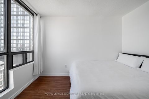 Photo 6 at 704 - 117 Gerrard Street E, Yonge Corridor, Toronto