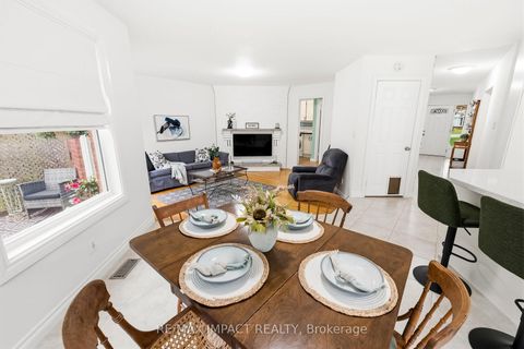 Photo 13 at 293 Blue Heron Drive, Eastdale, Oshawa