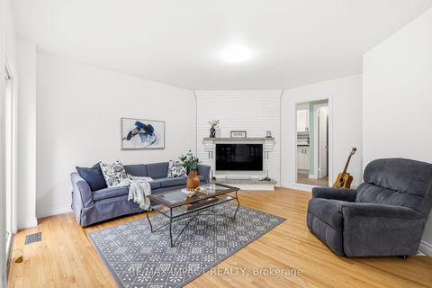 Photo 14 at 293 Blue Heron Drive, Eastdale, Oshawa