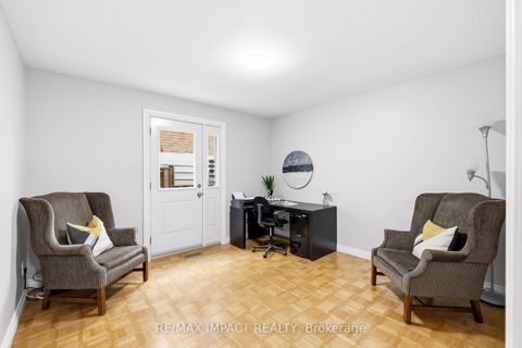 Photo 16 at 293 Blue Heron Drive, Eastdale, Oshawa
