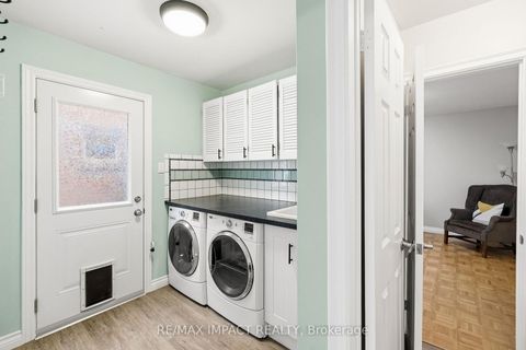 Photo 17 at 293 Blue Heron Drive, Eastdale, Oshawa