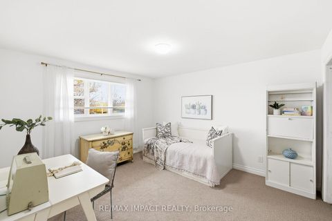 Photo 24 at 293 Blue Heron Drive, Eastdale, Oshawa