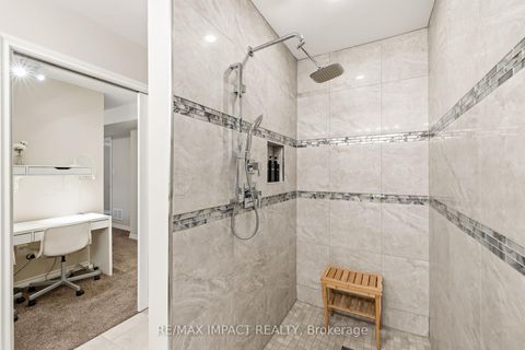 Photo 33 at 293 Blue Heron Drive, Eastdale, Oshawa