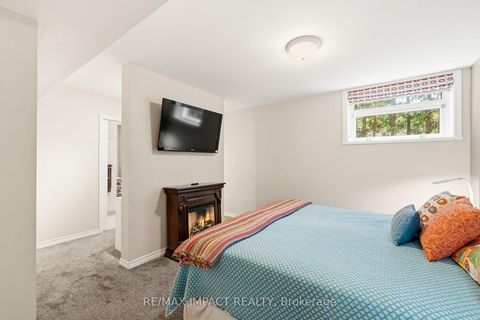 Photo 39 at 293 Blue Heron Drive, Eastdale, Oshawa