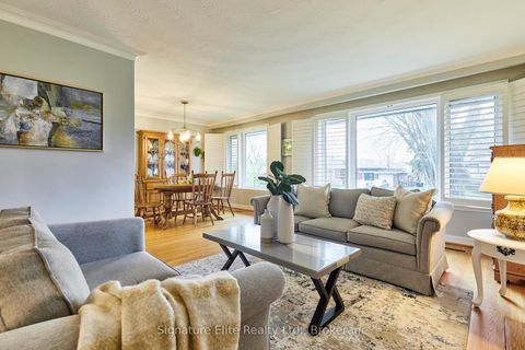 Photo 7 at 68 Regency Square, Guildwood, Toronto