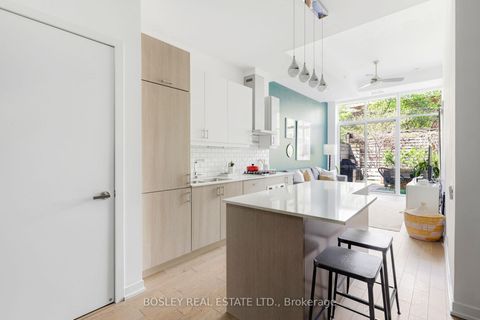 Photo 5 at 151 - 38 Howard Park Avenue, Roncesvalles, Toronto