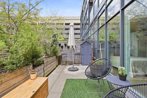 Photo 28 at 151 - 38 Howard Park Avenue, Roncesvalles, Toronto