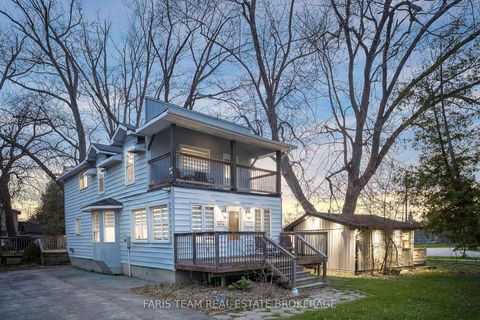 Photo 1 at 687 Innisfil Beach Road, Alcona, Innisfil