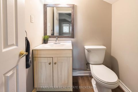 Photo 14 at 687 Innisfil Beach Road, Alcona, Innisfil