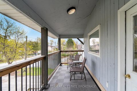 Photo 15 at 687 Innisfil Beach Road, Alcona, Innisfil