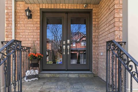 Photo 4 at 100 Andes Crescent, Vellore Village, Vaughan