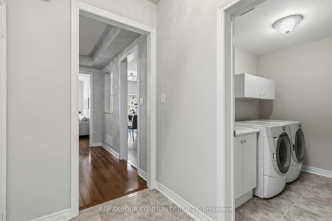 Photo 18 at 100 Andes Crescent, Vellore Village, Vaughan