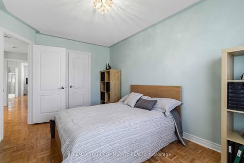Photo 21 at 100 Andes Crescent, Vellore Village, Vaughan