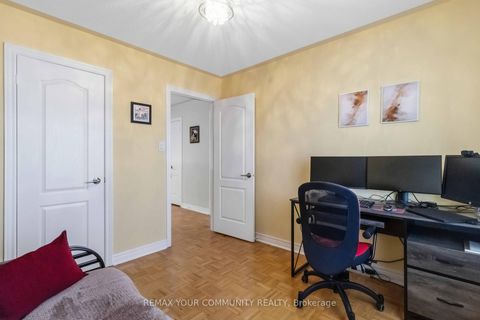 Photo 25 at 100 Andes Crescent, Vellore Village, Vaughan