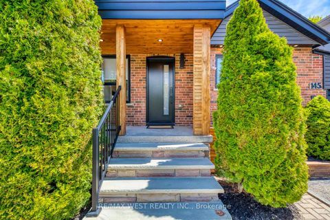 Photo 2 at 145 Bexhill Avenue, Birchmount, Toronto