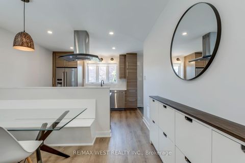 Photo 8 at 145 Bexhill Avenue, Birchmount, Toronto