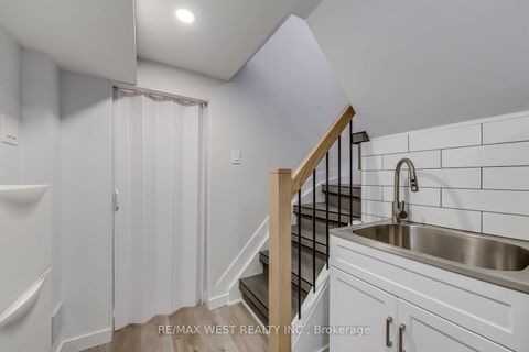 Photo 23 at 145 Bexhill Avenue, Birchmount, Toronto