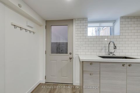 Photo 29 at 145 Bexhill Avenue, Birchmount, Toronto