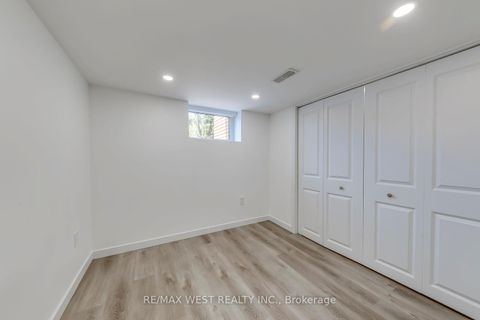 Photo 36 at 145 Bexhill Avenue, Birchmount, Toronto