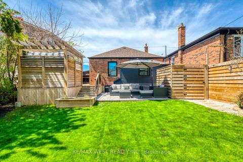 Photo 45 at 145 Bexhill Avenue, Birchmount, Toronto