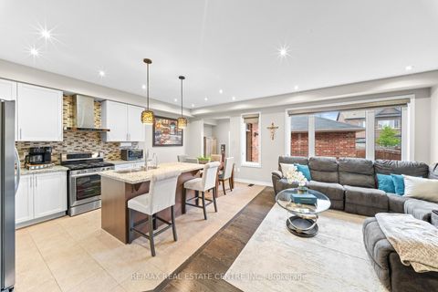 Photo 14 at 244 Moody Drive, Kleinburg, Vaughan